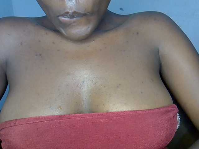 Beachxgirl live cam on BongaCams