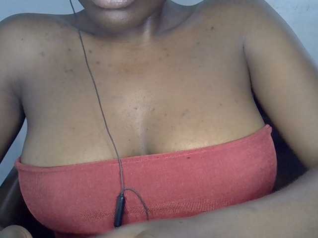 Beachxgirl live cam on BongaCams