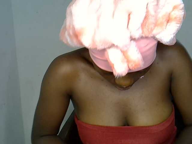 Beachxgirl live cam on BongaCams