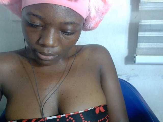 Beachxgirl live cam on BongaCams