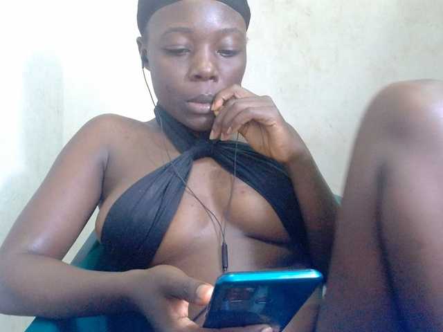 Beachxgirl live webcam show