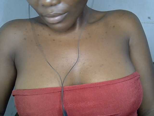Beachxgirl live cam on BongaCams