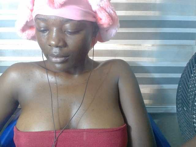 Beachxgirl live cam on BongaCams