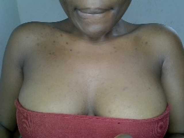 Beachxgirl live cam on BongaCams