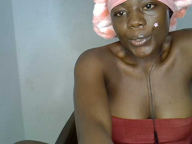 Beachxgirl live cam on BongaCams