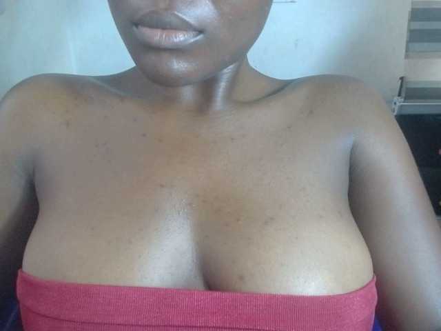 Beachxgirl live cam on BongaCams