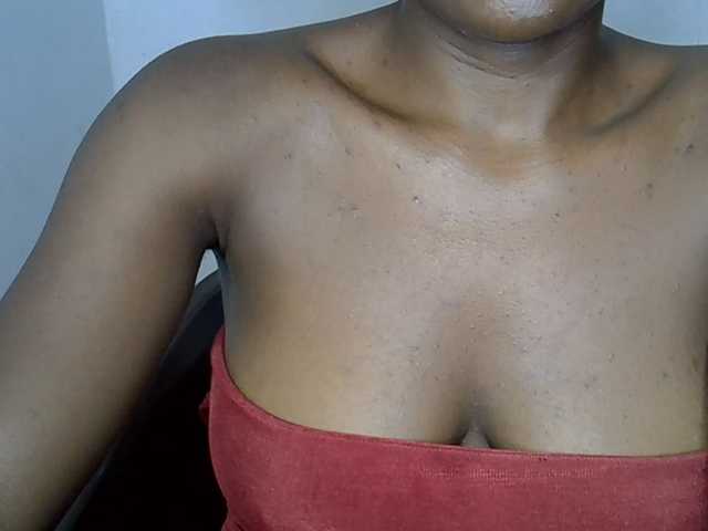 Beachxgirl live cam on BongaCams