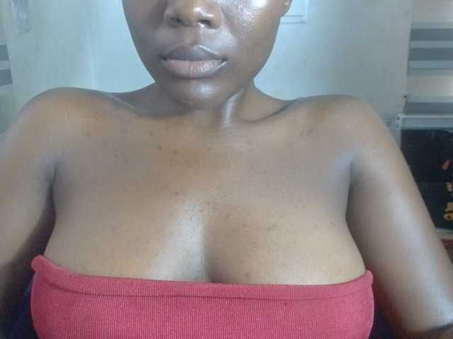 Beachxgirl live cam on BongaCams