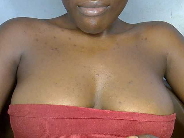 Beachxgirl live cam on BongaCams