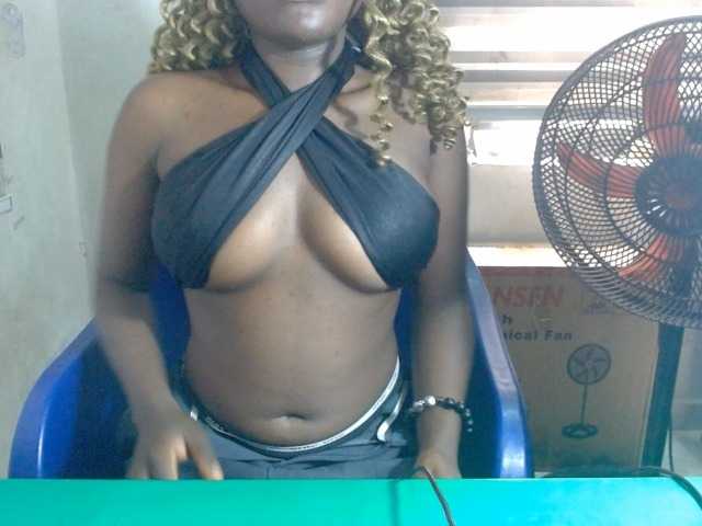Beachxgirl live cam on BongaCams