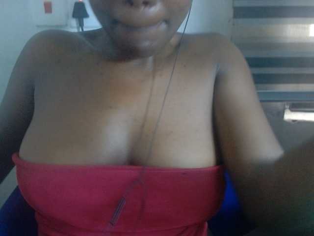 Beachxgirl live cam on BongaCams