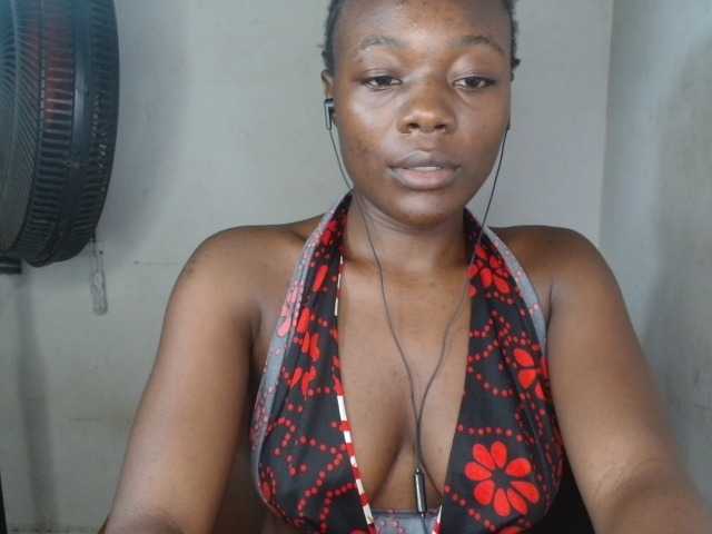 Beachxgirl live cam on BongaCams