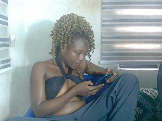 Beachxgirl live cam on BongaCams