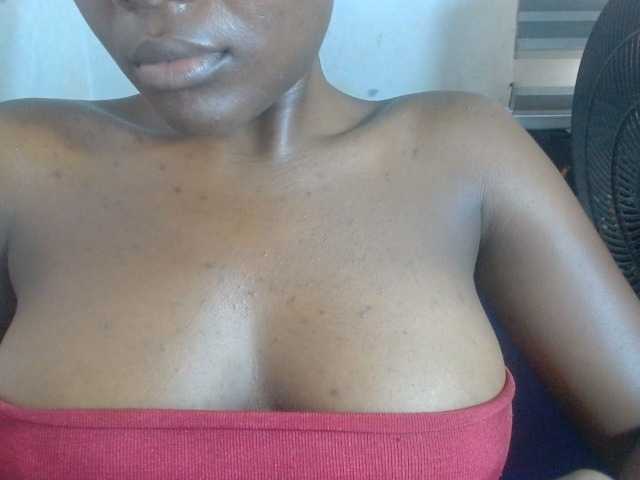 Beachxgirl live cam on BongaCams