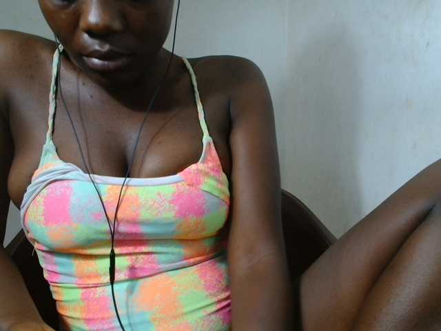 Beachxgirl live cam on BongaCams