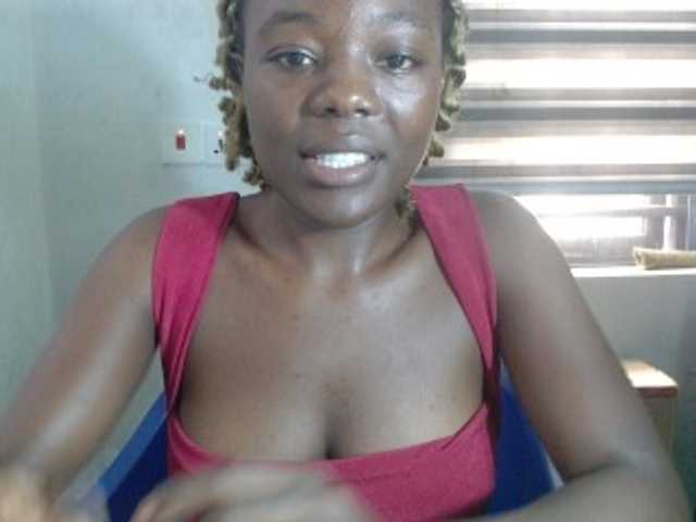 Beachxgirl live cam on BongaCams