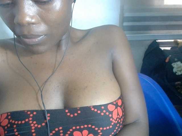 Beachxgirl live cam on BongaCams