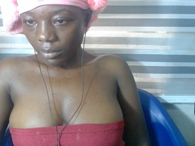 Beachxgirl live cam on BongaCams