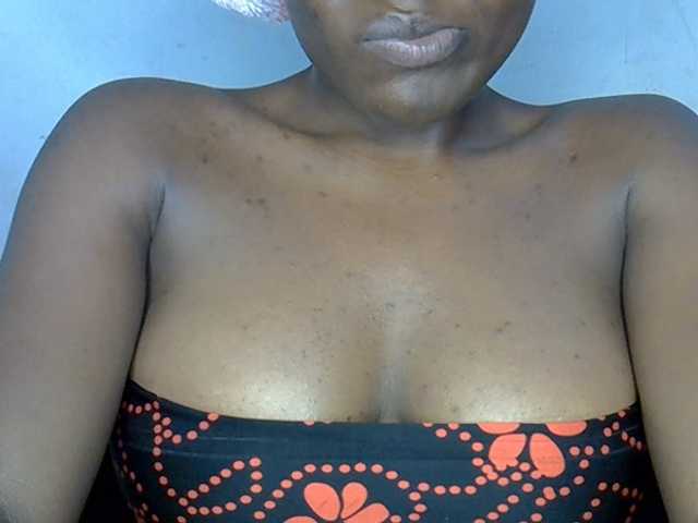 Beachxgirl live cam on BongaCams