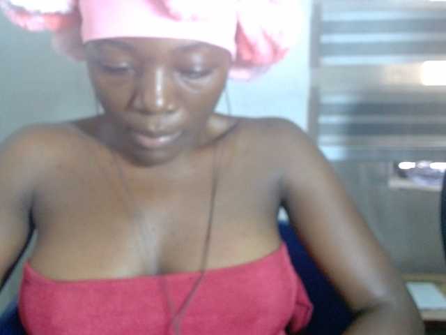 Beachxgirl live cam on BongaCams
