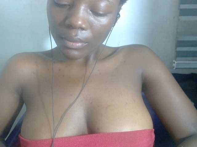 Beachxgirl live cam on BongaCams