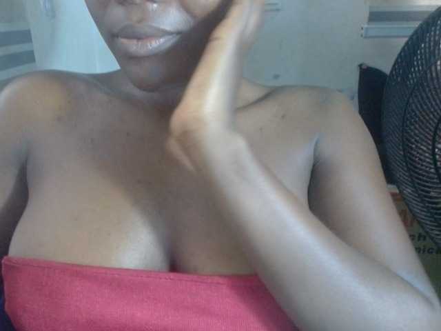 Beachxgirl live cam on BongaCams