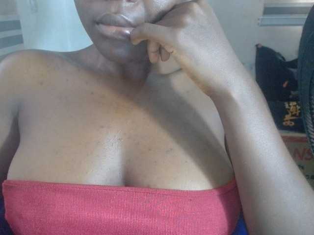 Beachxgirl live cam on BongaCams