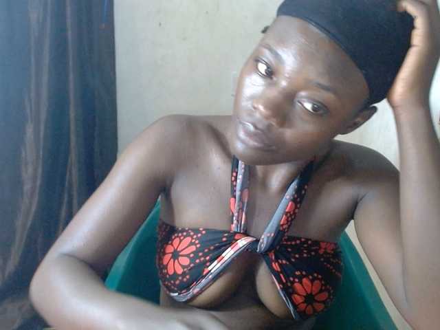 Beachxgirl live webcam show