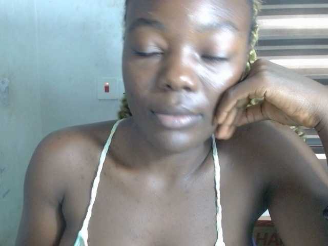 Beachxgirl live cam on BongaCams