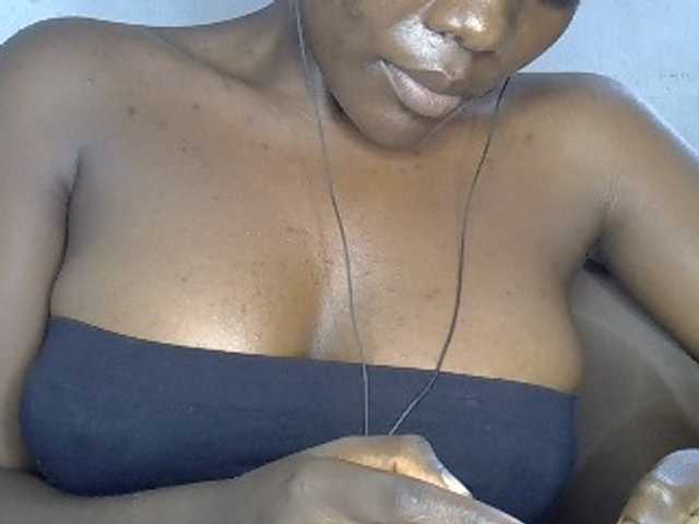 Beachxgirl live cam on BongaCams