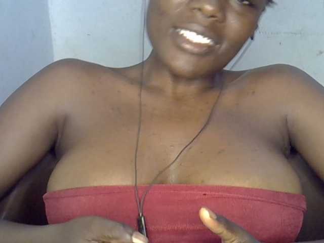 Beachxgirl live cam on BongaCams