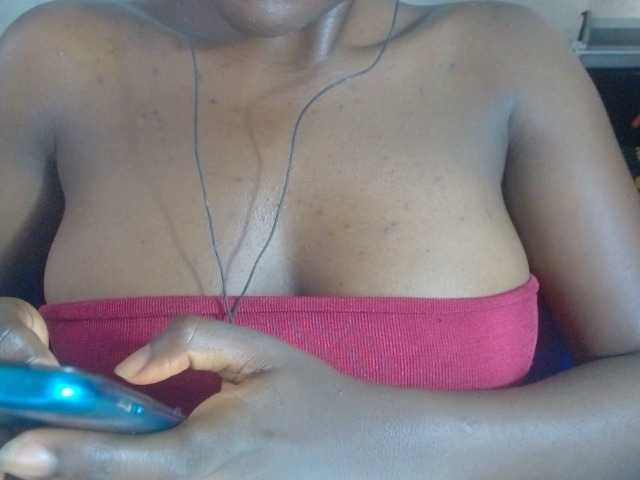 Beachxgirl live cam on BongaCams