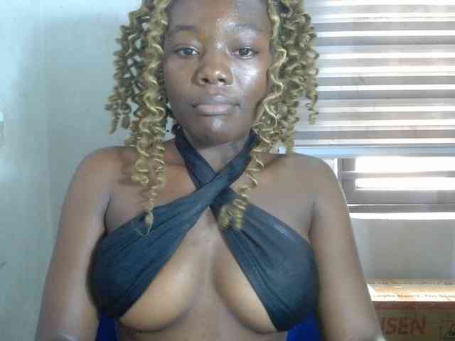 Beachxgirl webcam