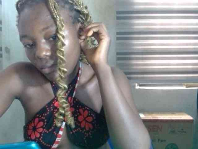 Beachxgirl webcam