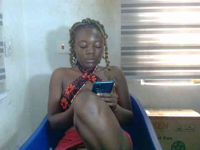 Beachxgirl webcam