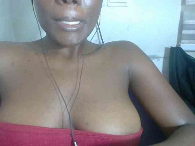 Beachxgirl webcam