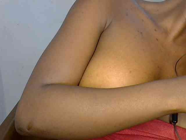 Beachxgirl webcam