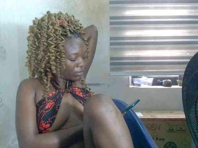 Beachxgirl webcam