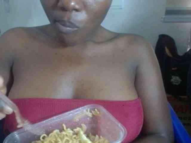 Beachxgirl webcam