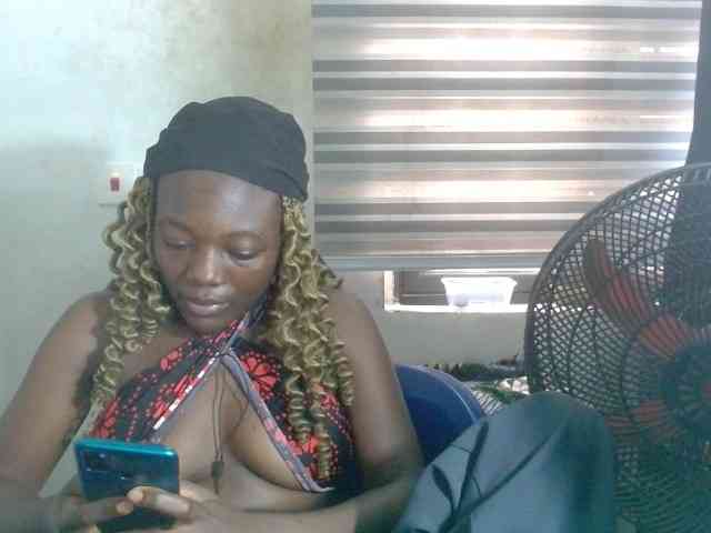 Beachxgirl webcam