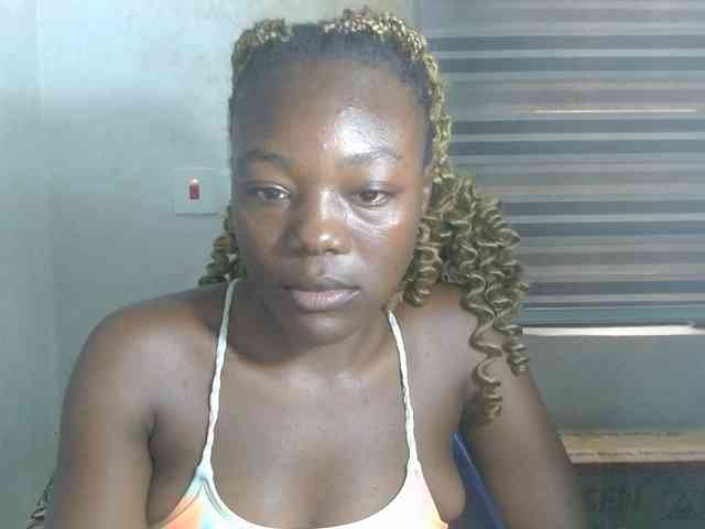 Beachxgirl webcam