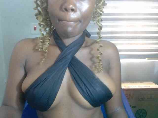 Beachxgirl webcam