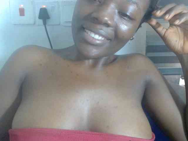 Beachxgirl webcam