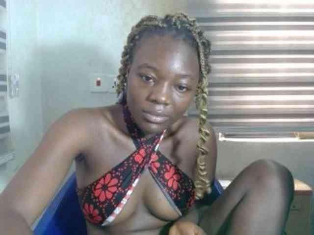 Beachxgirl webcam