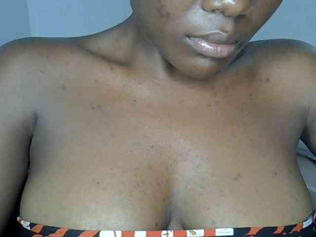 Beachxgirl webcam