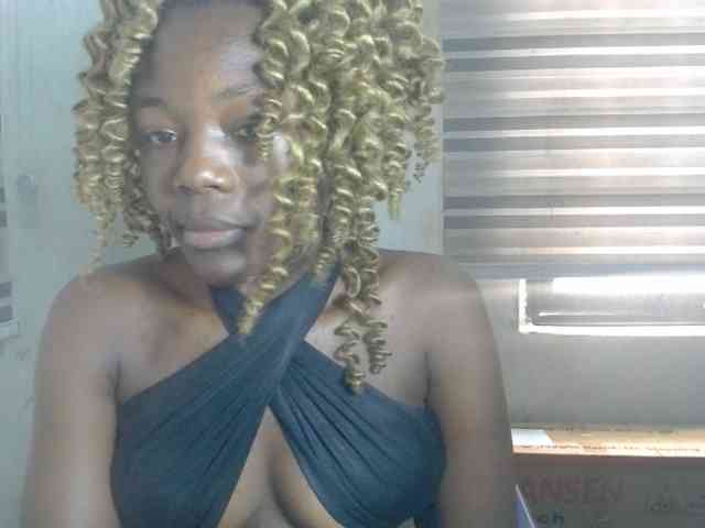 Beachxgirl webcam