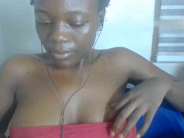 Beachxgirl webcam