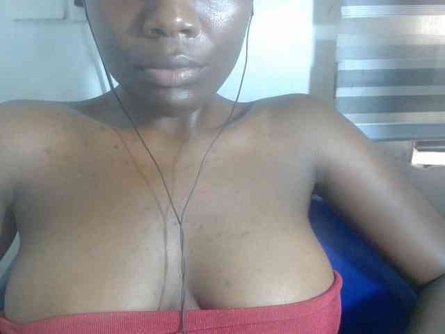 Beachxgirl webcam