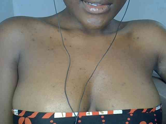 Beachxgirl webcam