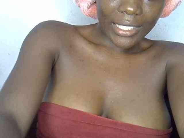 Beachxgirl webcam